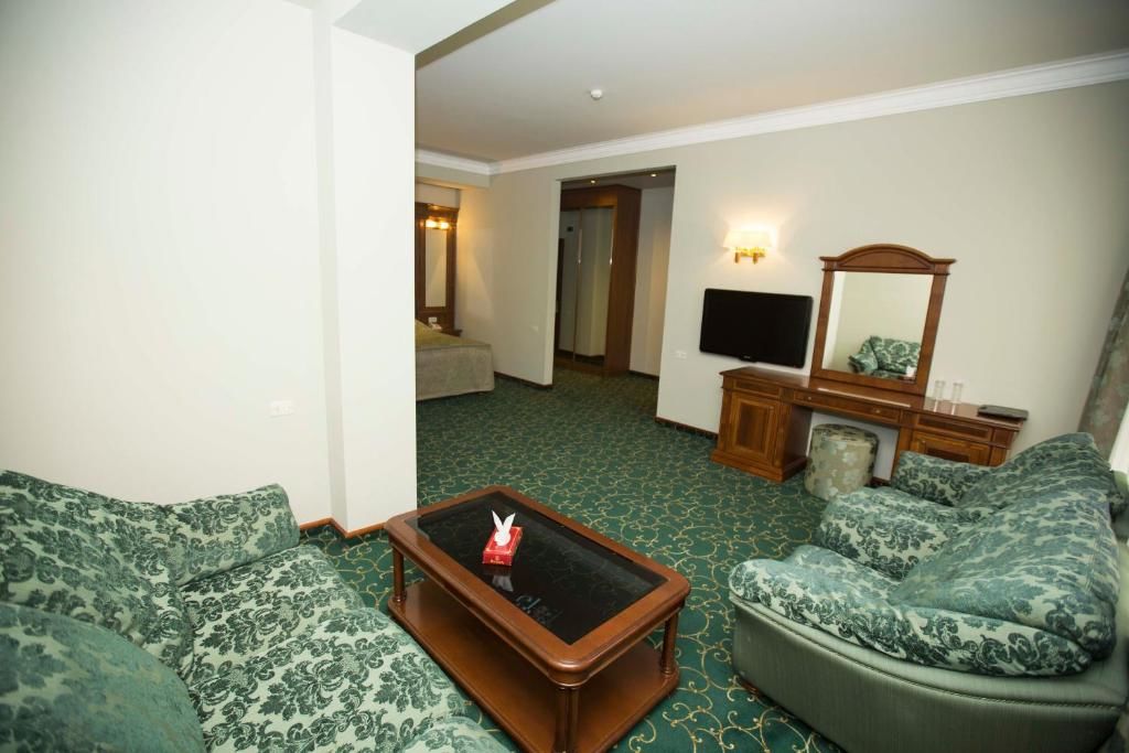 Отель Hotel Russia Цахкадзор-56
